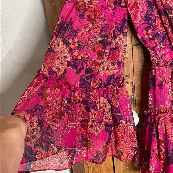 Misa Los Angeles Leeva fushia batik floral mini dress NWOT - Picture 7 of 12